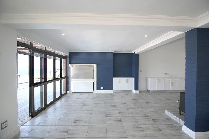 8 Bedroom Property for Sale in Reebok Western Cape